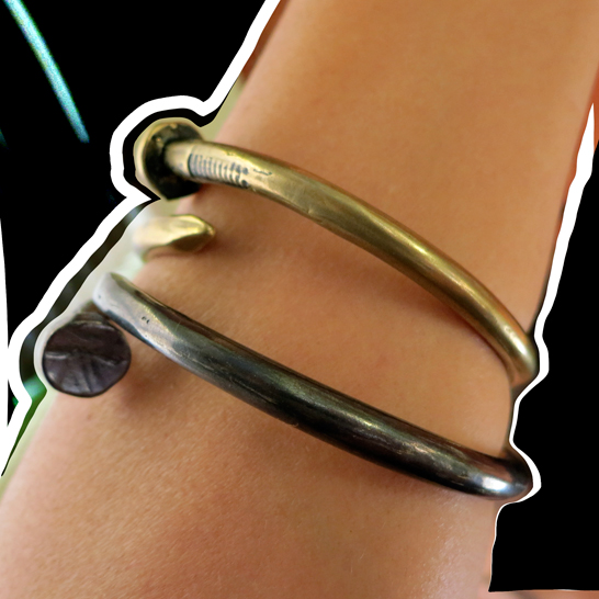 nailbracelet_arm