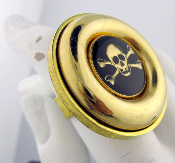 skull&crossbones_large_ring02