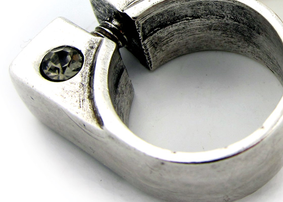 unisex_seat-clamp-stone_ring03